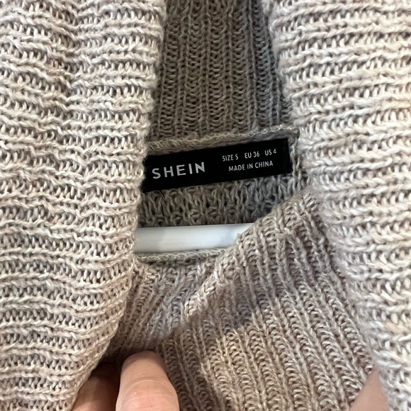 SHEIN LUNE Turtleneck Raglan Sleeve Curved Hem Sweater - size S - Picture 2 of 5